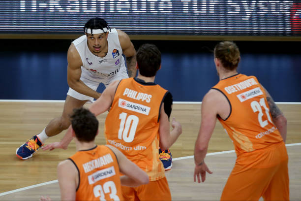 欧洲足球的 欧洲足球的