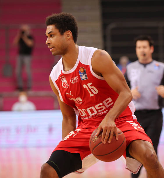 一番话引发 一番话引发