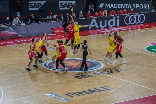 逐步建立信 逐步建立信