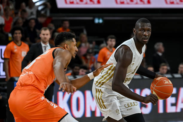 时刻理解队 时刻理解队